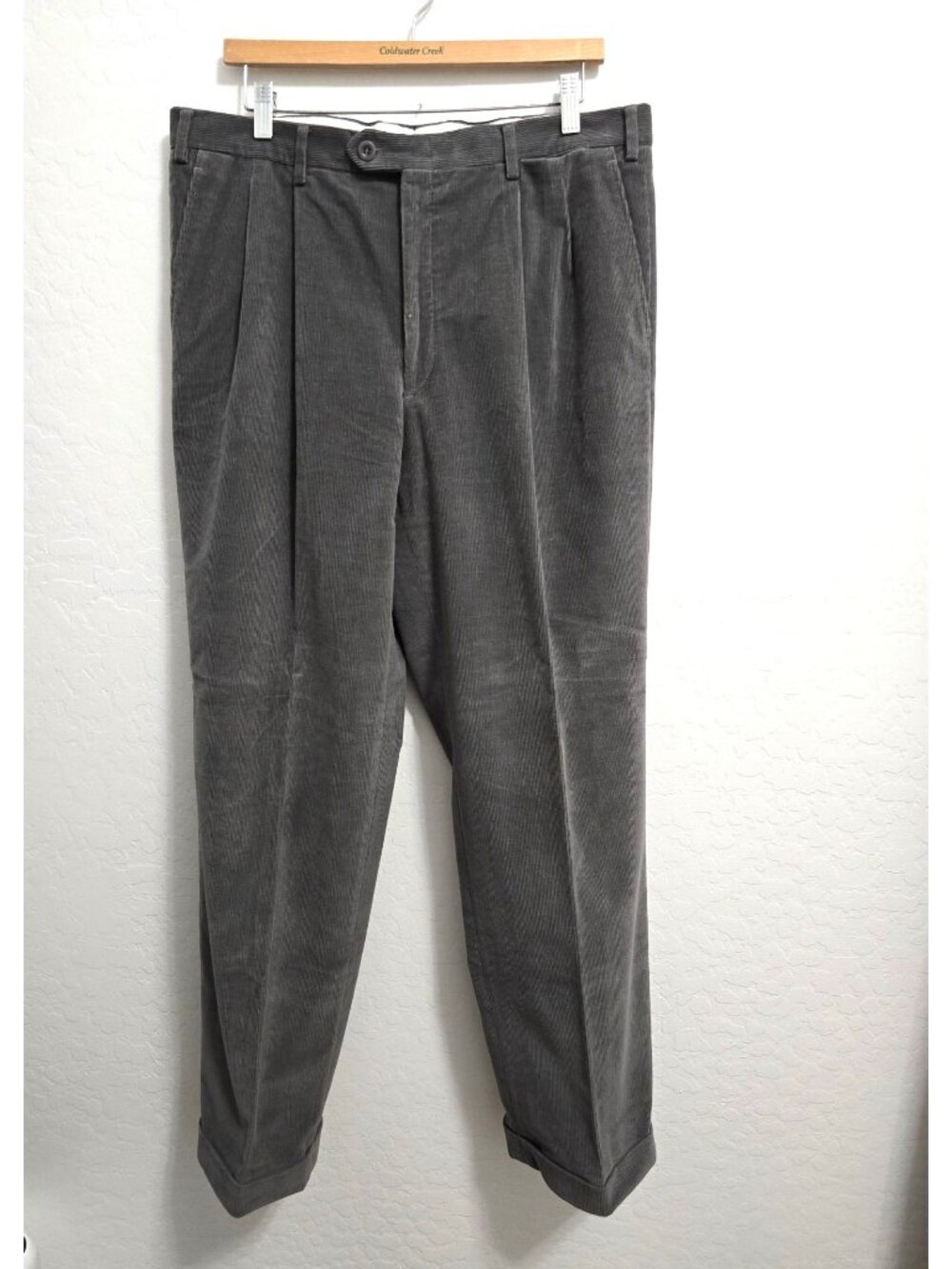 Brioni Mens Gray Corduroy Dress Pants Size 36R Pleated Front Cuffed Hem